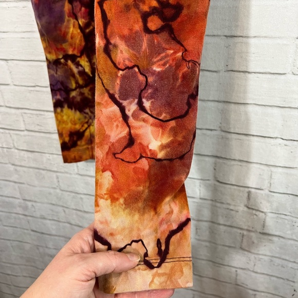 Reverse tie dye geode leggings. Fall colors small. - Picture 6 of 10